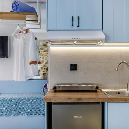 Le Petit Bati Blue * 스코펠로스 타운